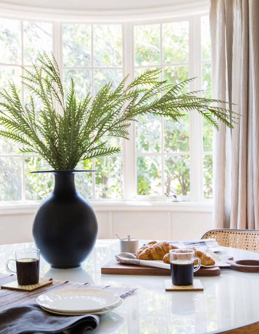 Emily Henderson Griffith Park House Traditional Italian Modern Dining Nook Reveal 03